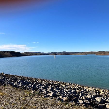 Maison Avec Vue Sur Le Lac De Montbel エクステリア 写真